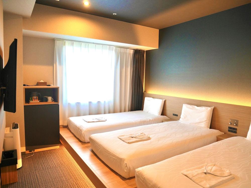 Henn Na Hotel Kanazawa Korimbo Экстерьер фото