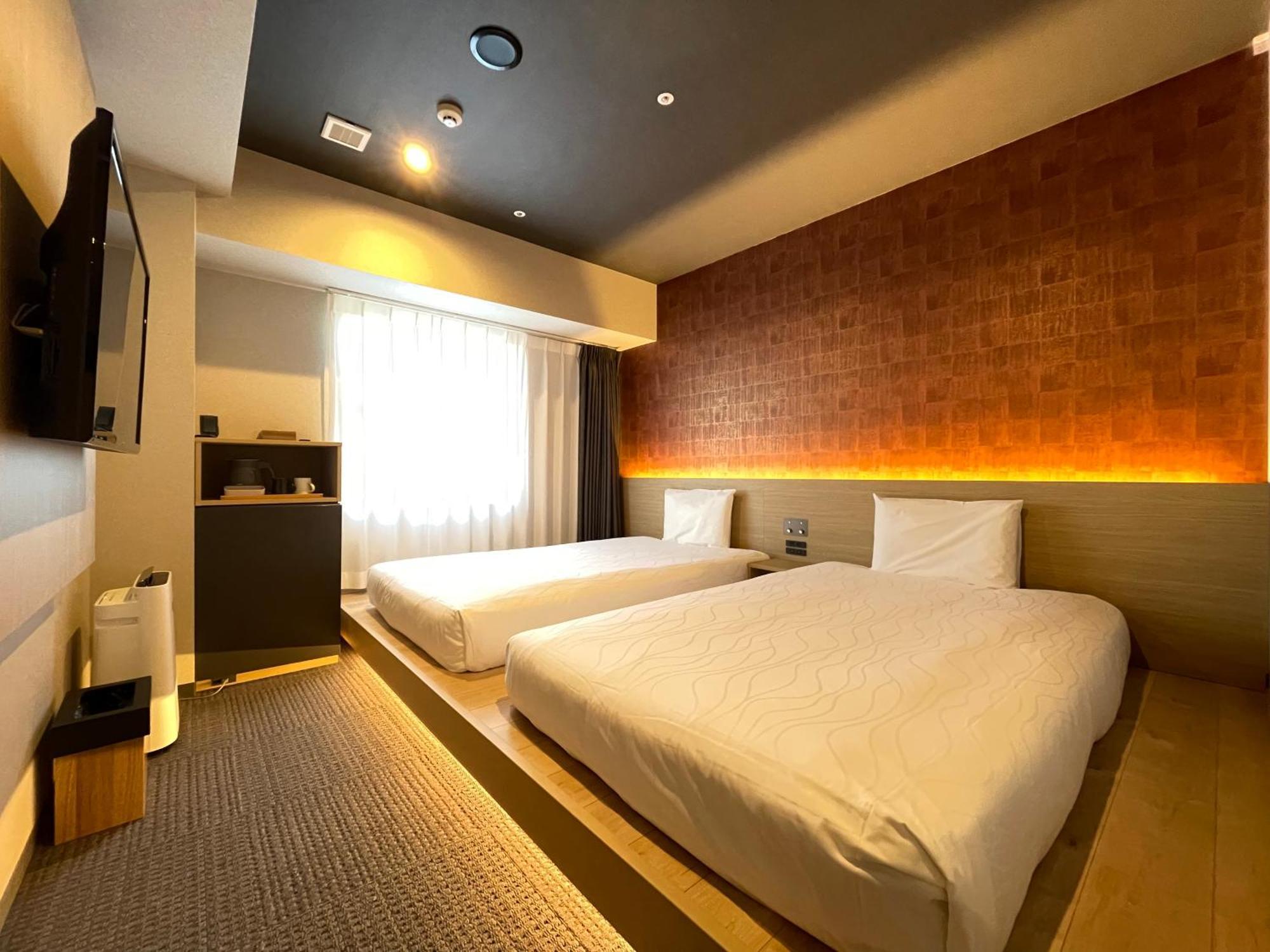 Henn Na Hotel Kanazawa Korimbo Экстерьер фото